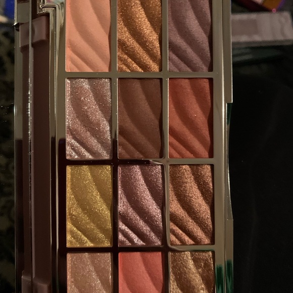 Ciate London palette - Picture 2 of 2